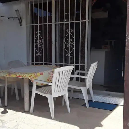 Nyaraló In Meeresnaehe, Privater Pool, Garten Und Kostenlose Fahrraeder