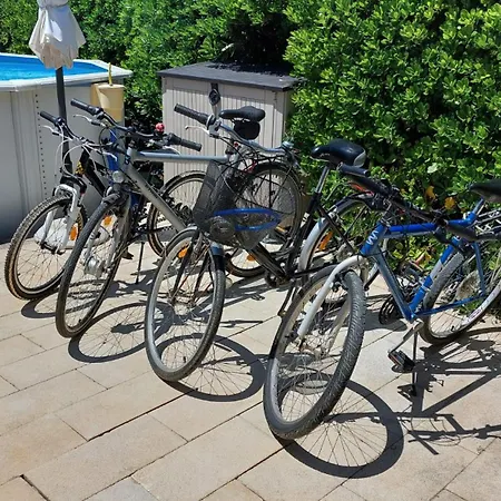 Дом отдыха In Meeresnaehe, Privater Pool, Garten Und Kostenlose Fahrraeder *
